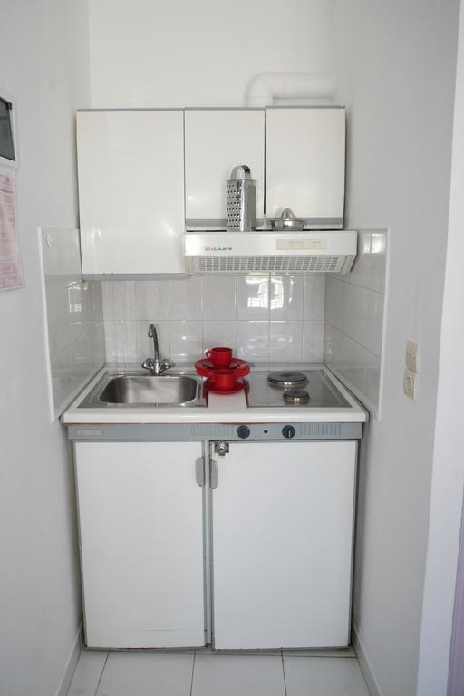 Gorgona Studios Livadi  Habitación foto